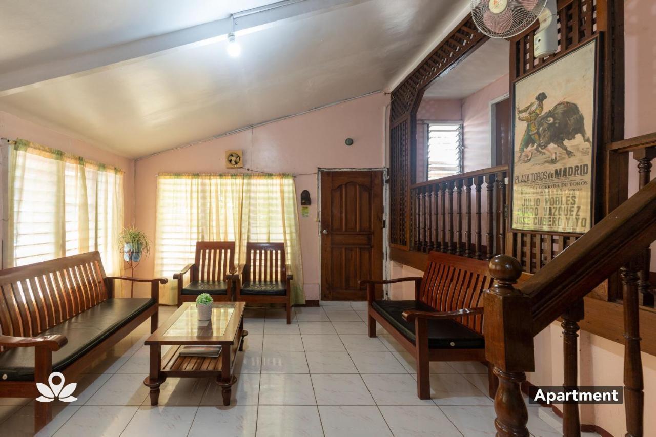 Almonte Transient Vandrarhem Puerto Princesa Exteriör bild