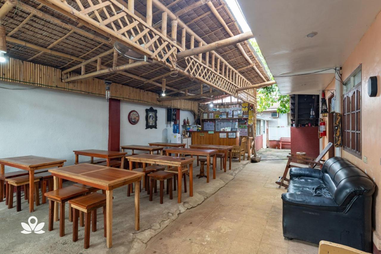 Almonte Transient Vandrarhem Puerto Princesa Exteriör bild
